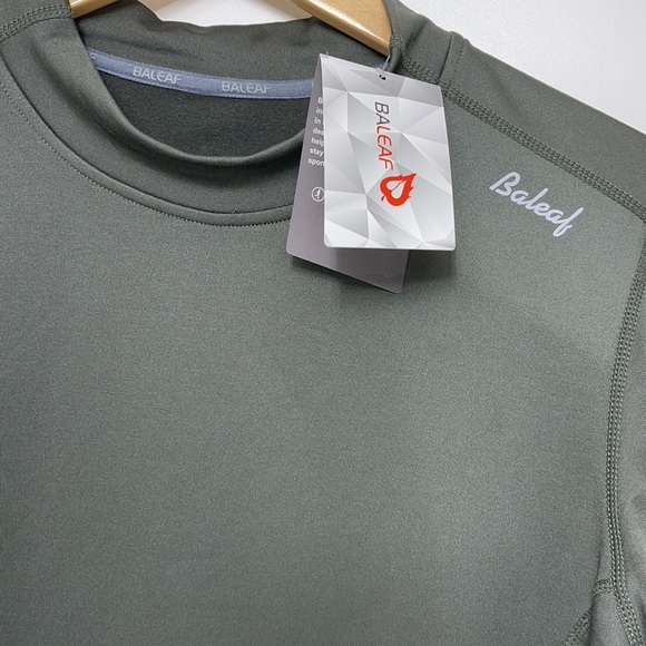 NWT Baleaf dark olive green thermal long sleeve layering shirt sz XL - Picture 3 of 7